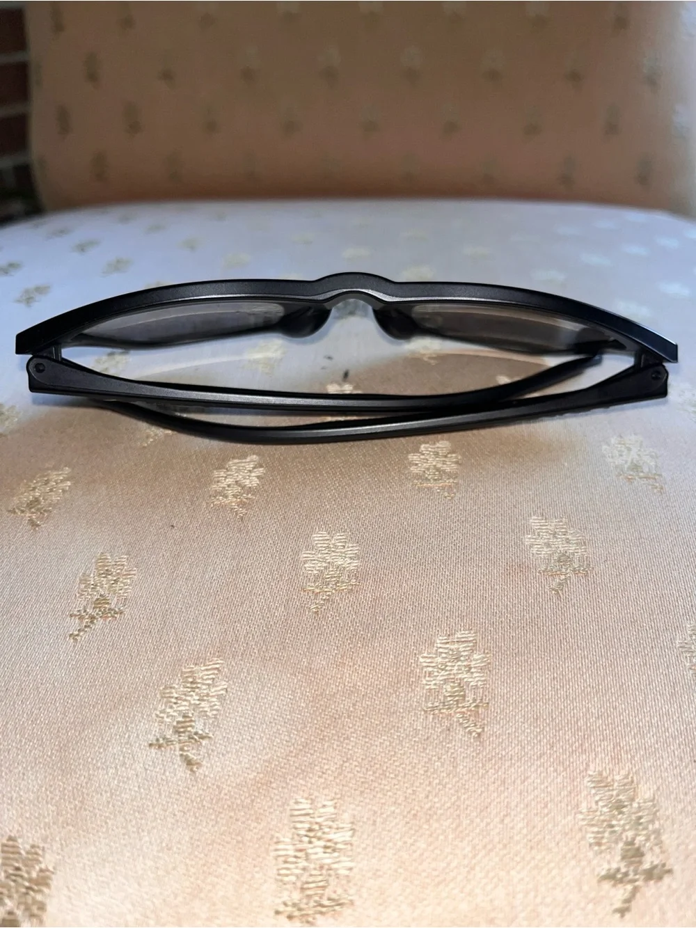 Oakley Frogskins sunglasses flawless condition